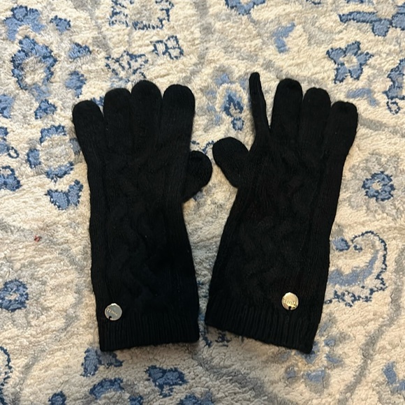 Express Accessories - Express Knit Gloves